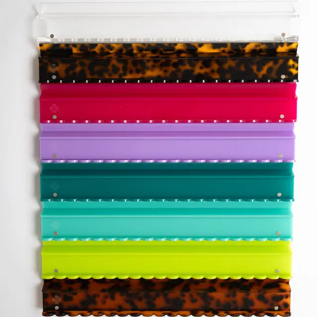 Woodlands Mahjong Society Scalloped Acrylic Mahjong Racks
