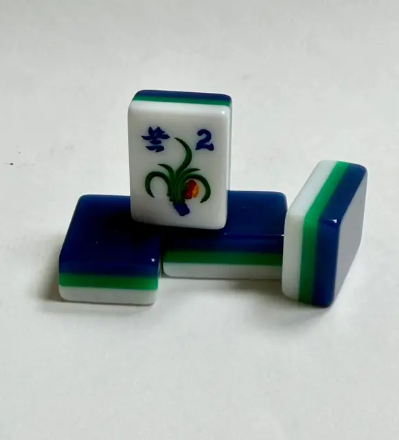 Mah Jongg Maven 3 Layer Navy/Green/White Engraved and Hand Painted American Mah Jongg tiles