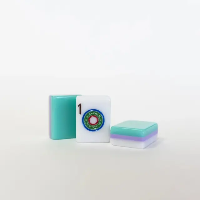 Mah Jongg Maven 3 Layer Turquoise/Lavender/White Engraved and Hand Painted American Mah Jongg tiles