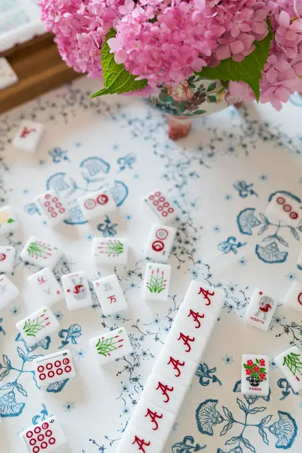 West Wind Mahjong University of Alabama® Mahjong Tiles